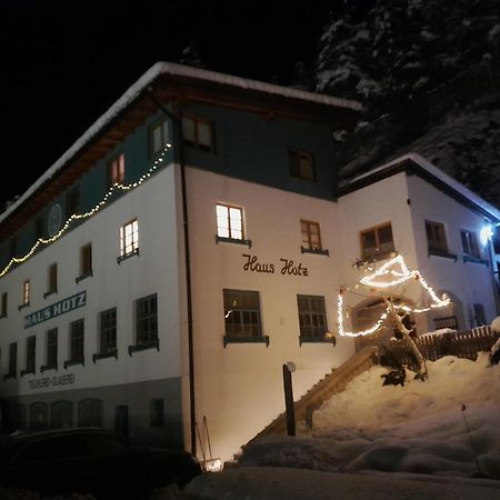 Apartamento Haus Hotz Landeck Exterior foto
