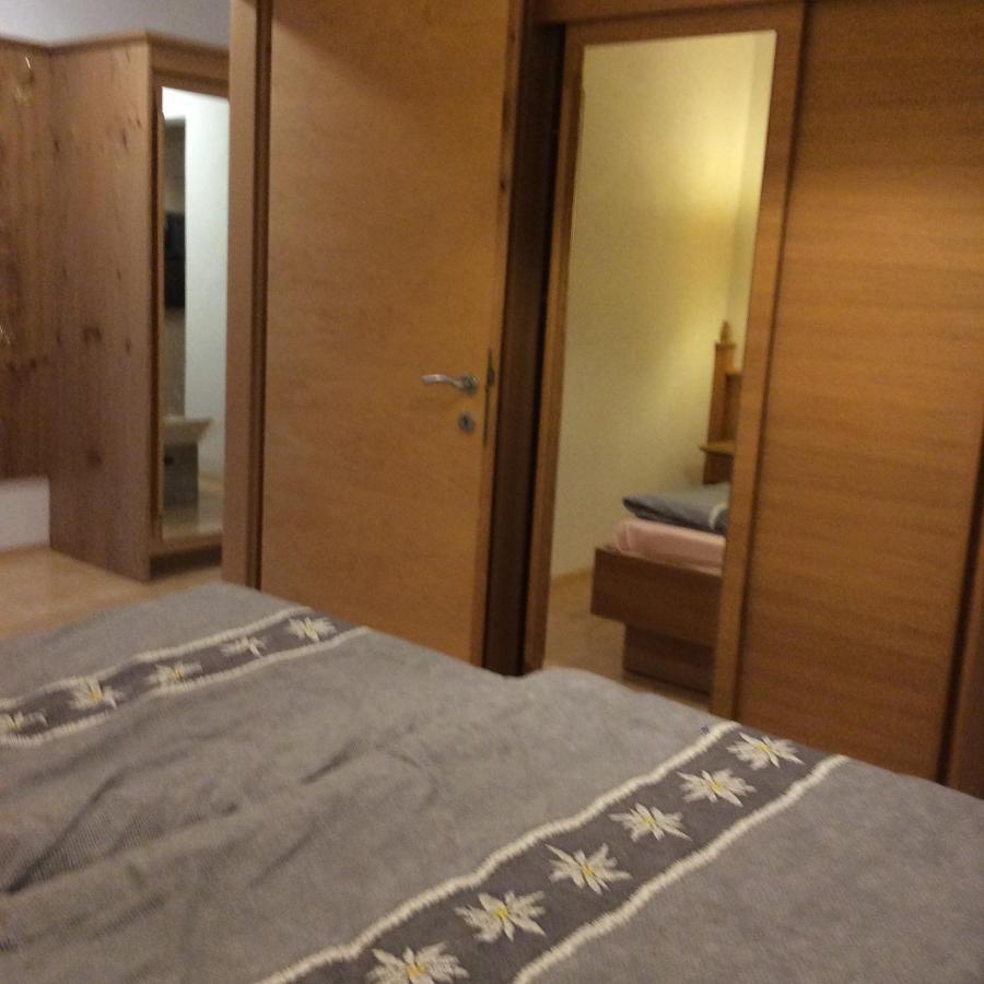 Apartamento Haus Hotz Landeck Exterior foto