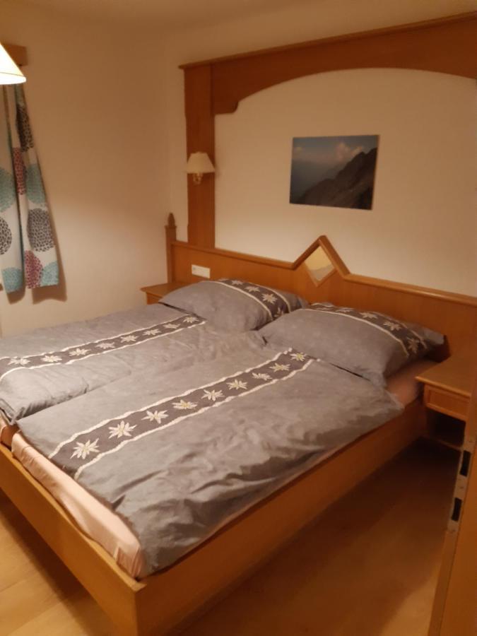 Apartamento Haus Hotz Landeck Exterior foto
