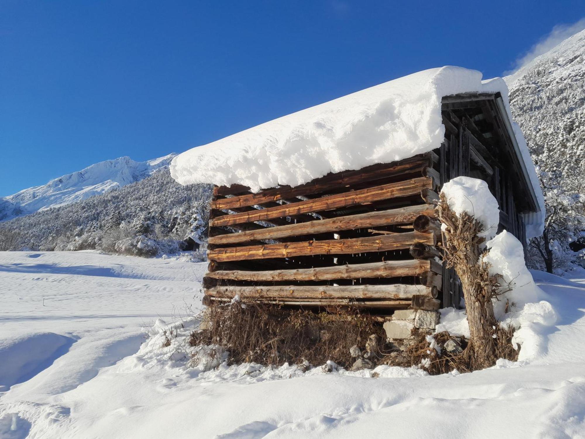 Apartamento Haus Hotz Landeck Exterior foto
